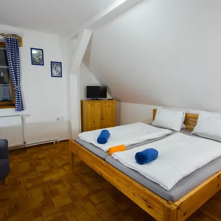 Guest house Modry *