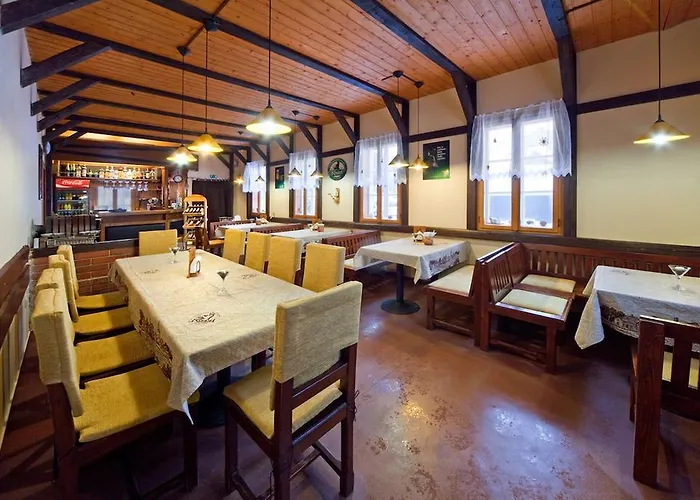 Modry Rokytnice Pensionat 3*